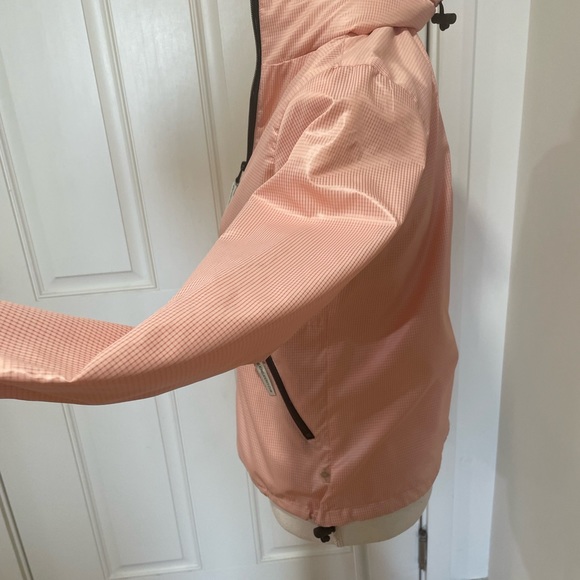 Hong Kong Jockey Club Jacket - Picture 4 of 9